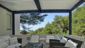 pergola-bioclimatique adossée