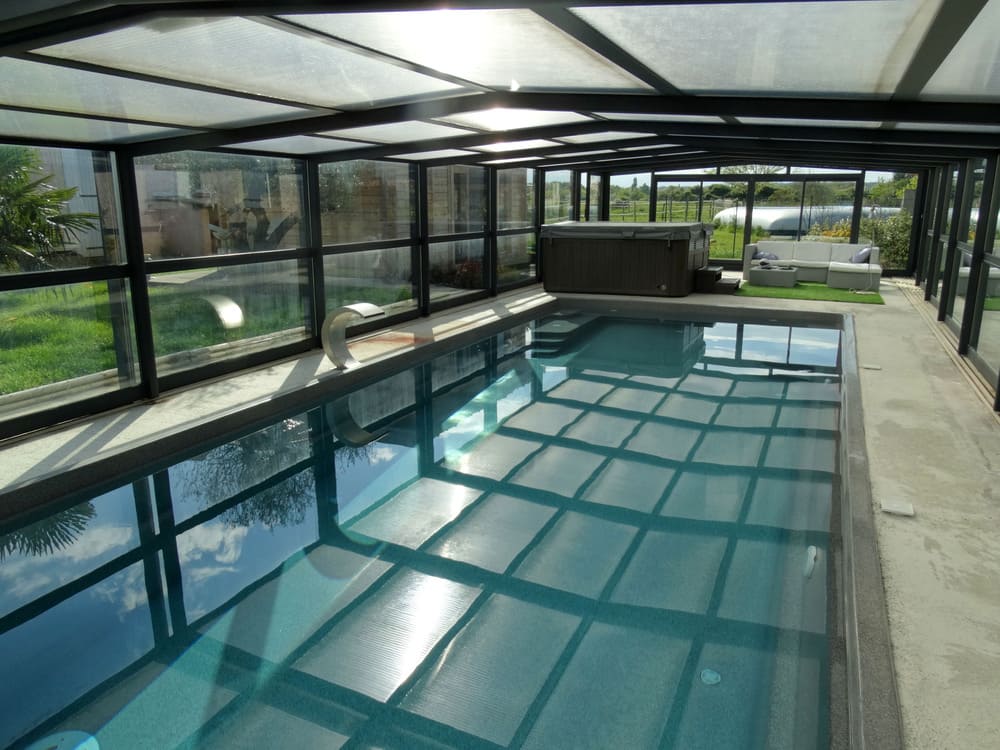 Abri haut pour piscine et spa par Design Concept LS