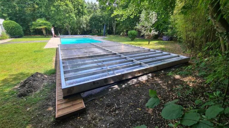 Installation d'une terrasse mobile en L avec préparation du terrain
