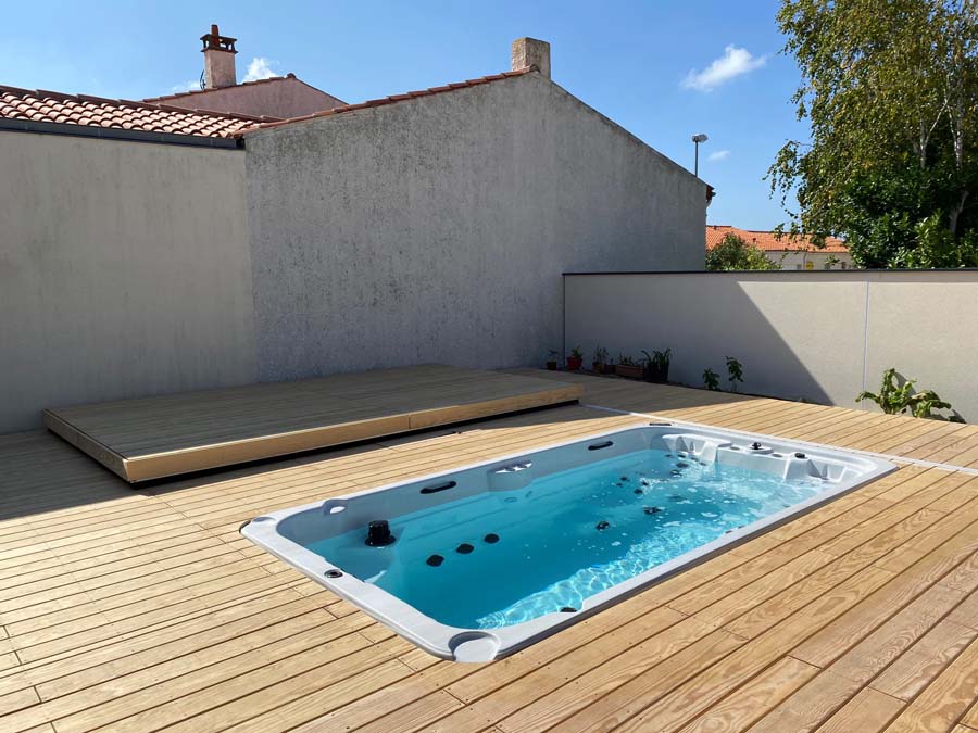 Terrasse mobile pour Spa enterré, coulissant sur la largeur